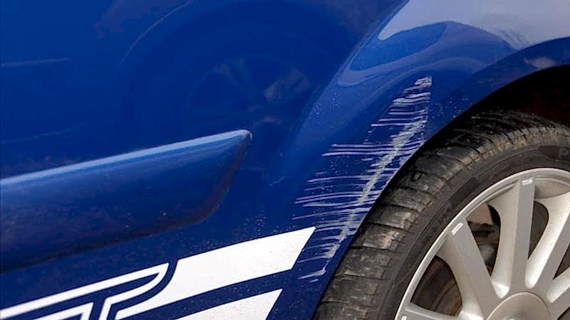 Example of Deep Scratches and Defects